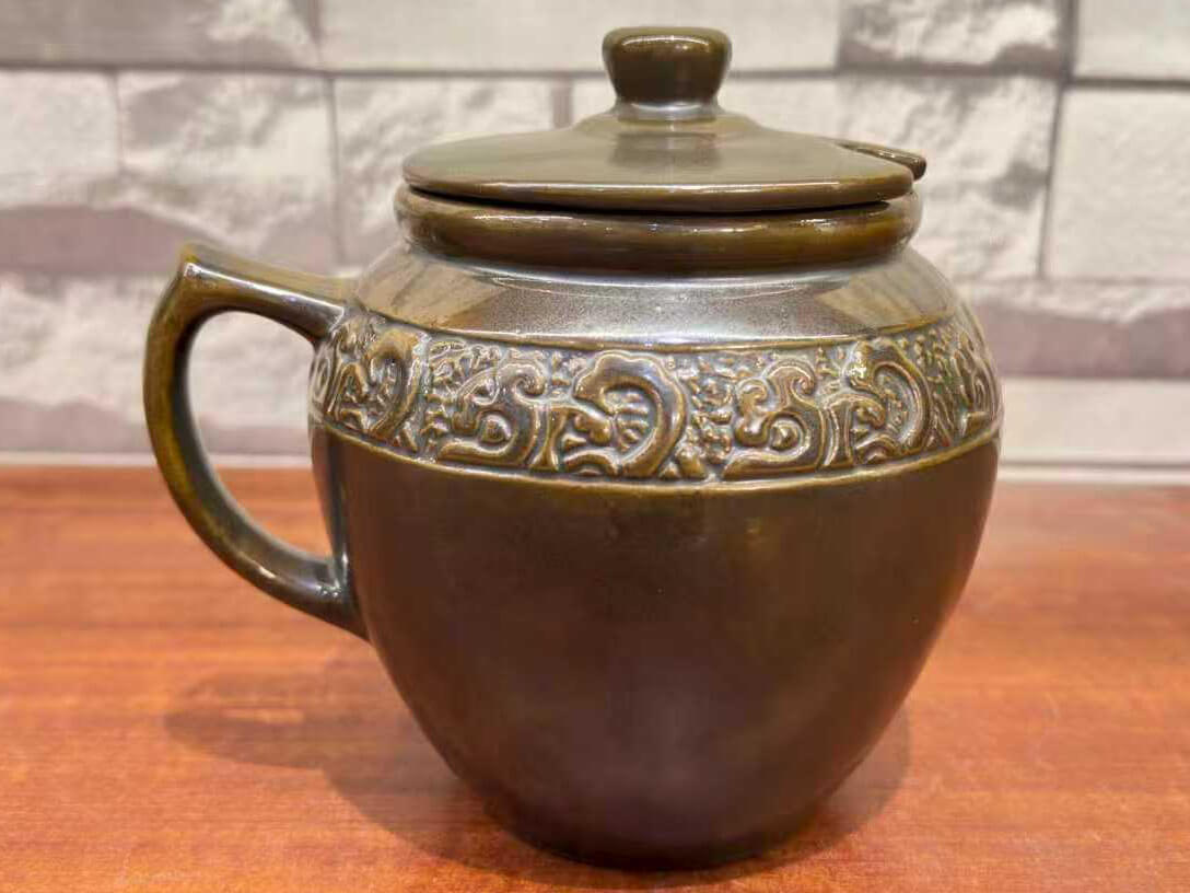 Hexin Terracotta Jar