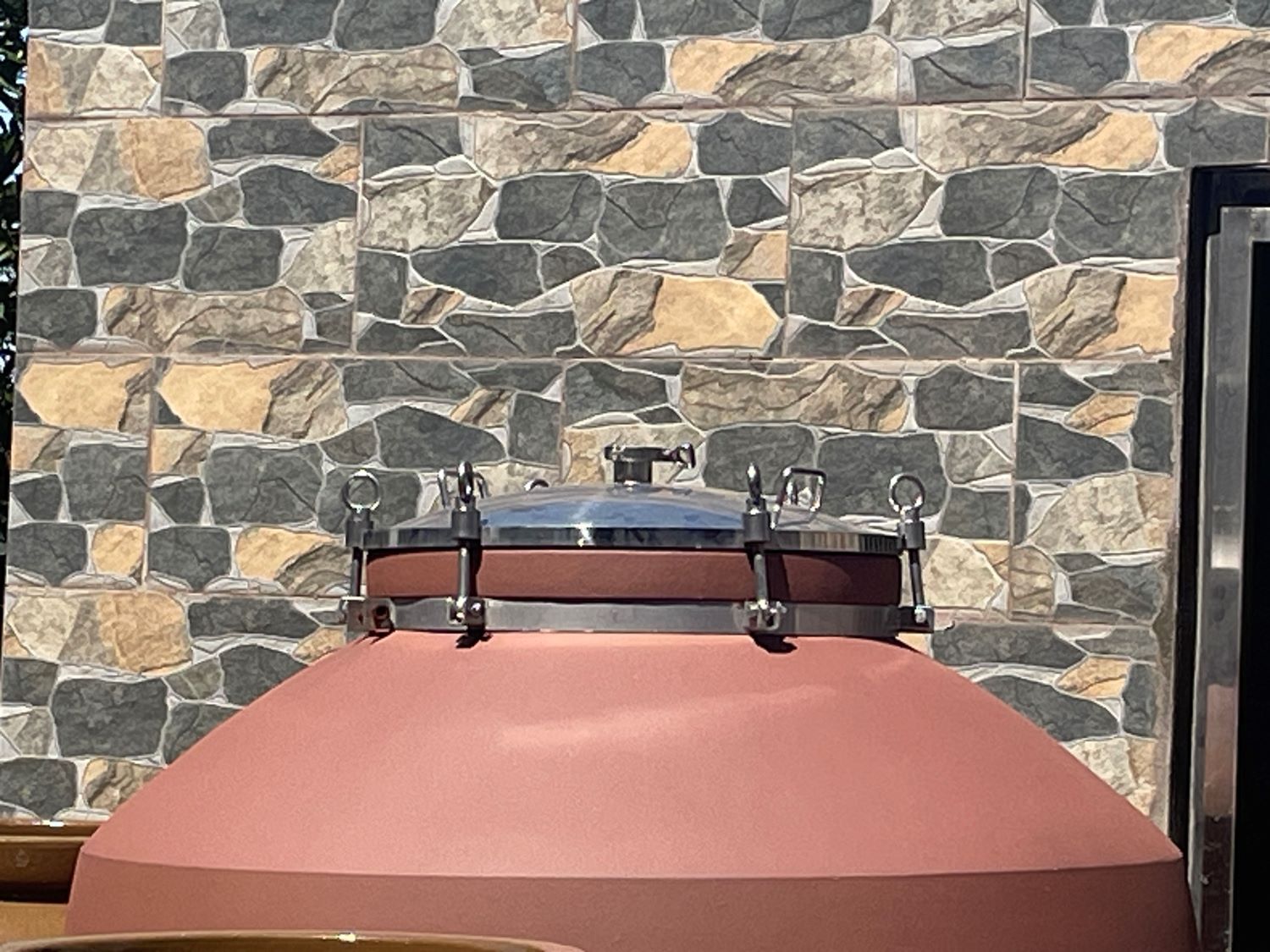  modern amphora sealing cap and stainless steel accessories