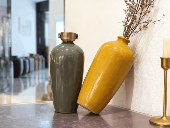 terracotta bottles that can be used for decoration
