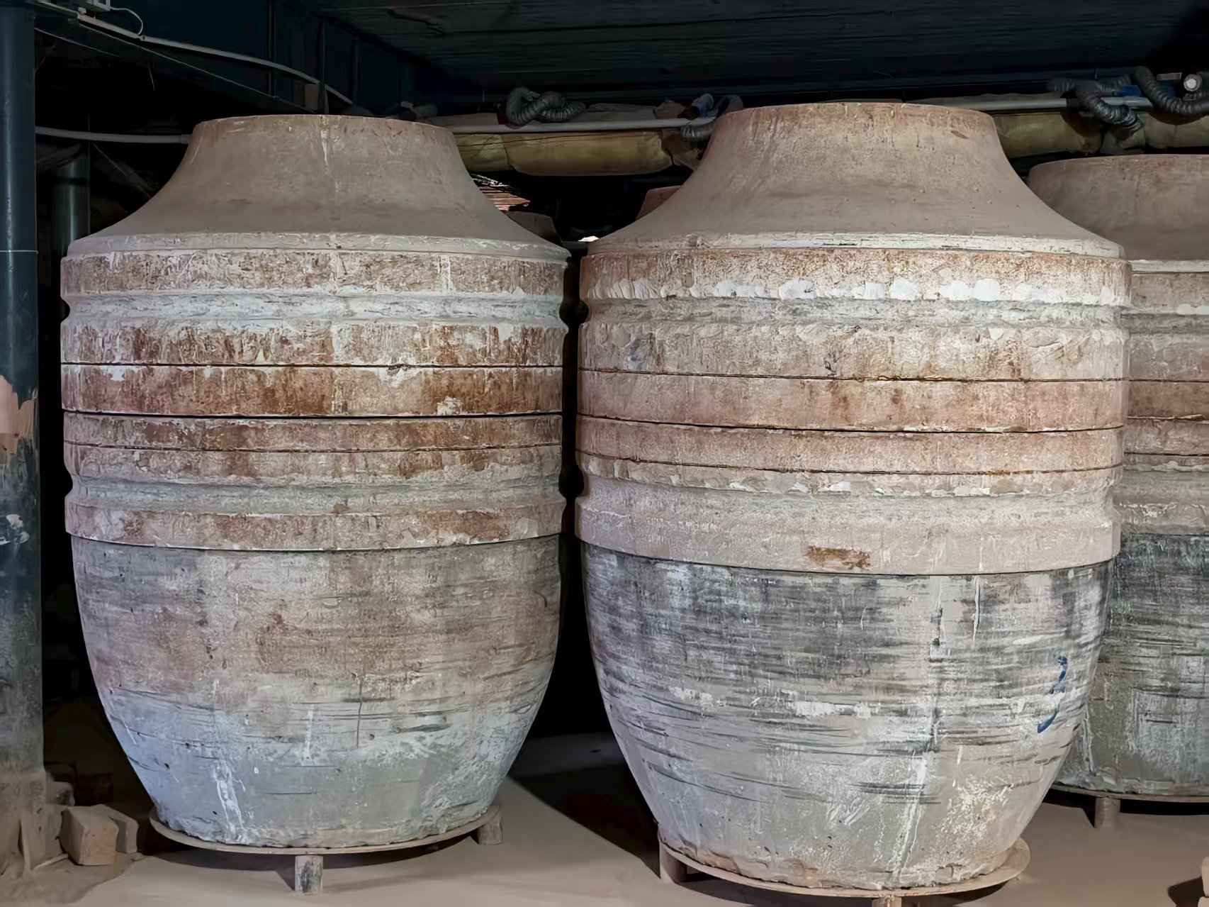 Plaster molds used to make large amphora