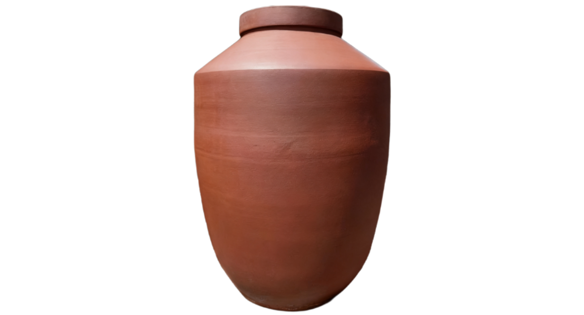 Unglazed wine jars suitable for winemaking